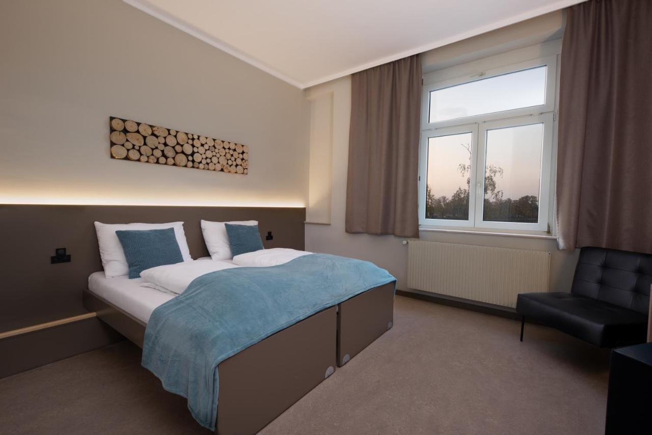 Campus Horn Hotel Buitenkant foto